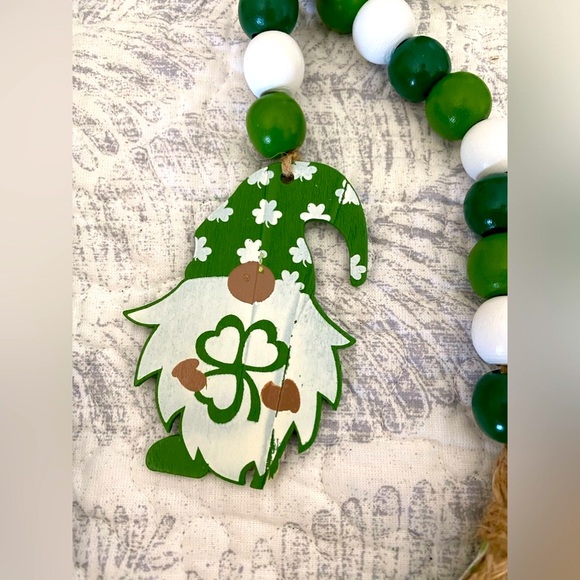 🍀 ST. PATRICK’S DAY WOOD BEAD GARLAND BUNDLE! SET OF 7! BRAND NEW W/TAGS! - Picture 4 of 10